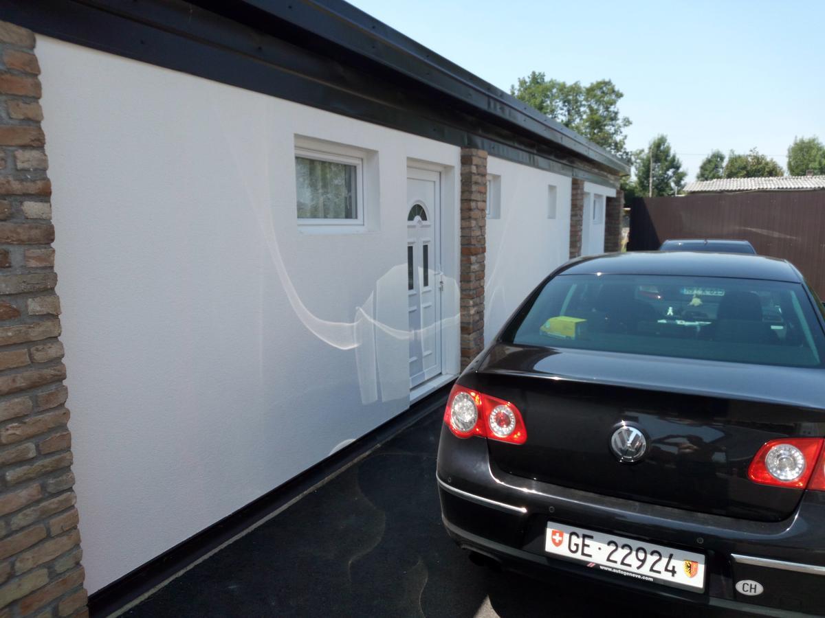 Pansion Laktaši Hostel Bagian luar foto