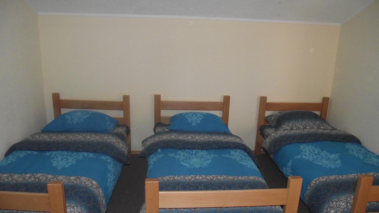 Pansion Laktaši Hostel Bagian luar foto