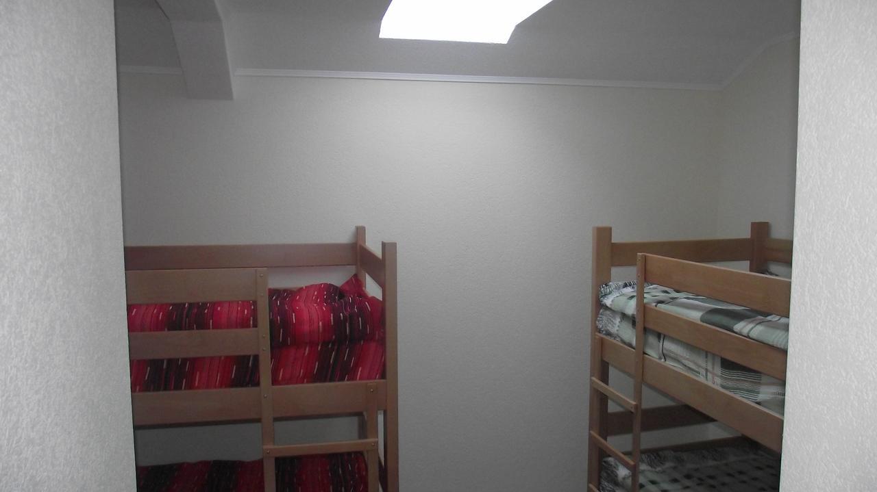 Pansion Laktaši Hostel Bagian luar foto
